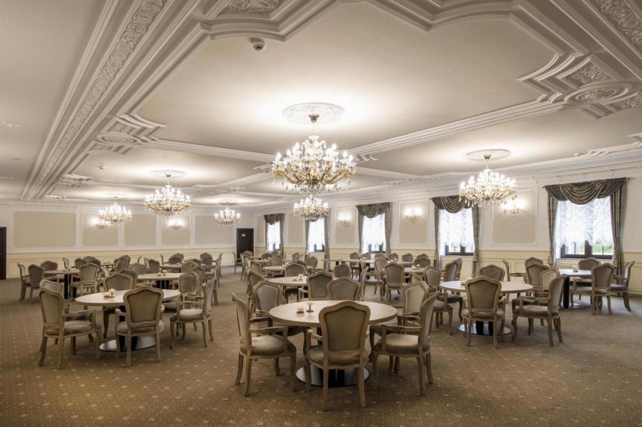 Chateau Sanov Sanov  Bagian luar foto