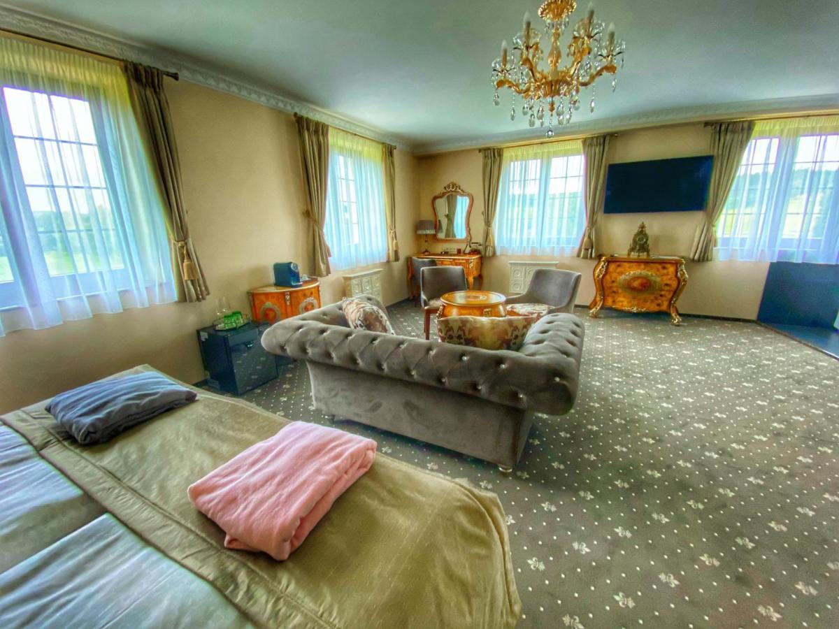 Chateau Sanov Sanov  Bagian luar foto